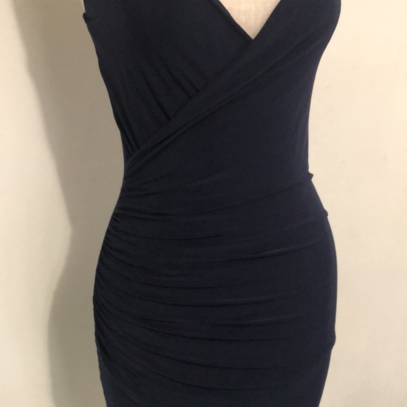 NWOT YANDY Wrapped Crisscross Deep v Mini Dress Medium - Picture 4 of 5